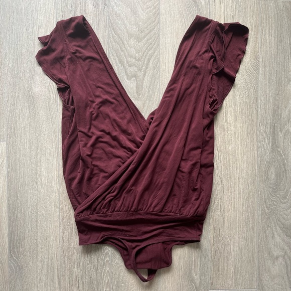 Wilfred Bodysuit V Neck and V Back - Picture 3 of 5